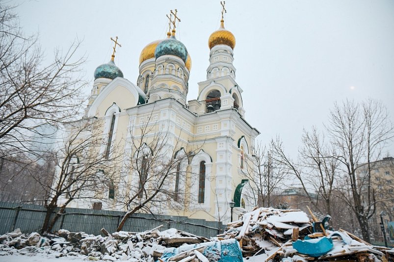 Во Владивостоке сносят старые здания у Покровского парка Инесса Иминова, Администрация Владивостока