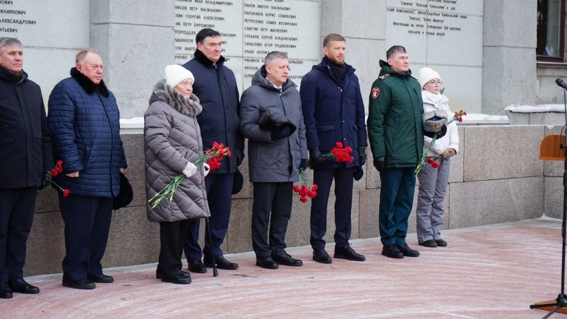 Депутаты думы Иркутска приняли участие в митинге в честь Дня снятия блокады Ленинграда Пресс-служба думы Иркутска