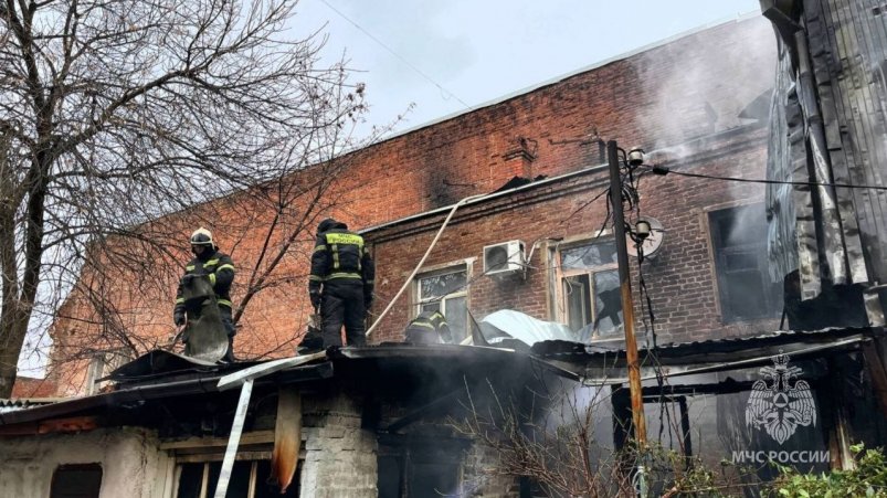 Пожар в жилом доме потушили в центре Краснодара Пресс-служба МЧС по региону