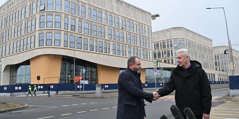 Строительство комплекса онкобольницы завершается в Сколкове Москвы В. Новикова. Пресс-служба Мэра и Правительства Москвы