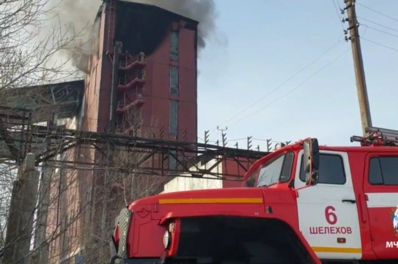 Пожар на заводе скриншот видео МЧС