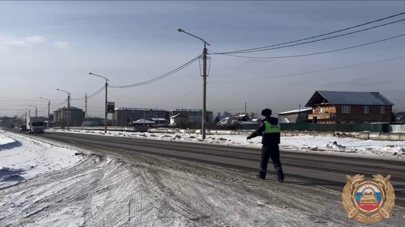 Более 40 нарушений совершили водители автобусов и большегрузов в Ангарске в 2025 году УМВД России по АГО