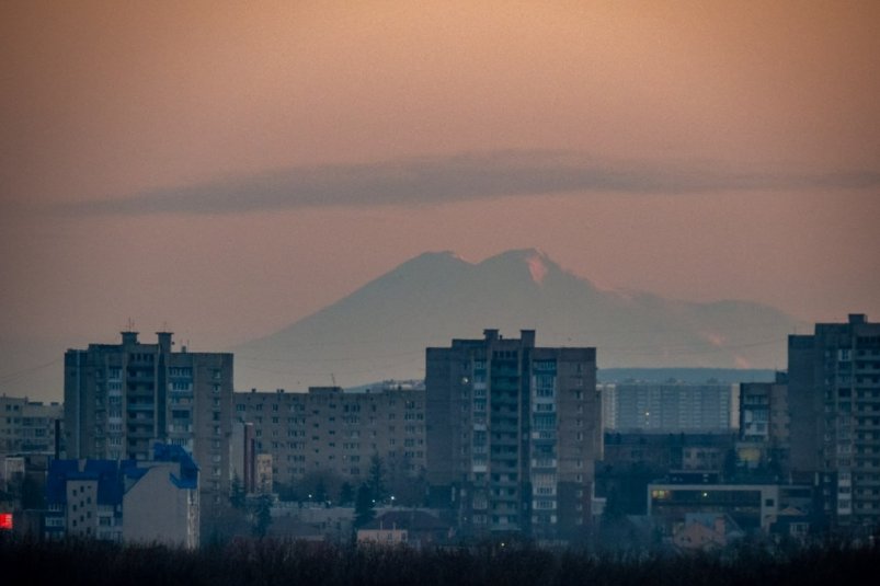 17 февраля на Ставрополье: водрузили флаг СССР на Восточной вершине Эльбруса Роман Жертовский