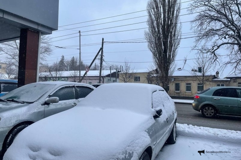 Автоэксперт раскрыл, какие методы использовать при плохой видимости во время снегопада ИА SevastopolMedia