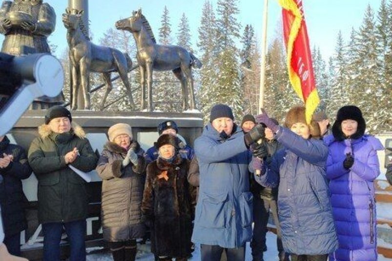 Сунтарский улус Якутии принял эстафету Знамени Победы газеты Сунтарского района "Сунтаар сонуннара"