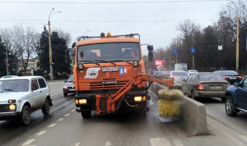 Мыть тротуары и остановки начнут в Ростове из-за резкого потепления Пресс-служба администрации Ростова