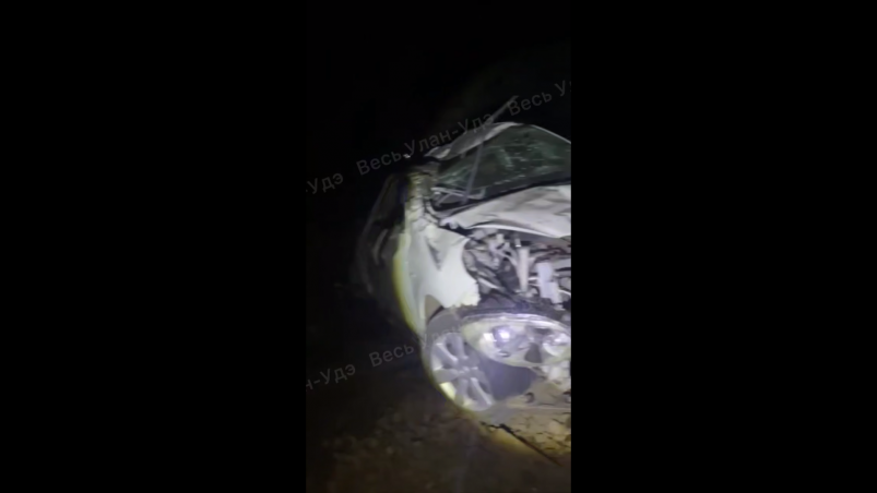 В Бурятии автомобиль упал с моста на железную дорогу Весь Улан-Удэ