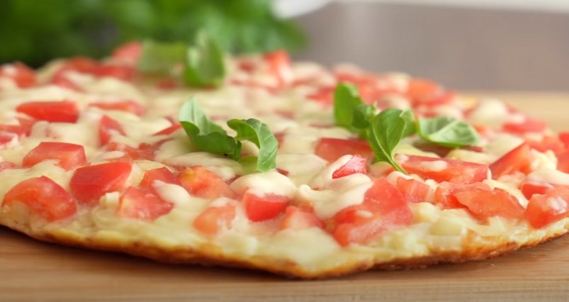 Вкусняшка из лаваша: режем соломкой и жарим - улетный микс ингредиентов скриншот видео с youtube-канала &quotAlina FooDee" (12+)