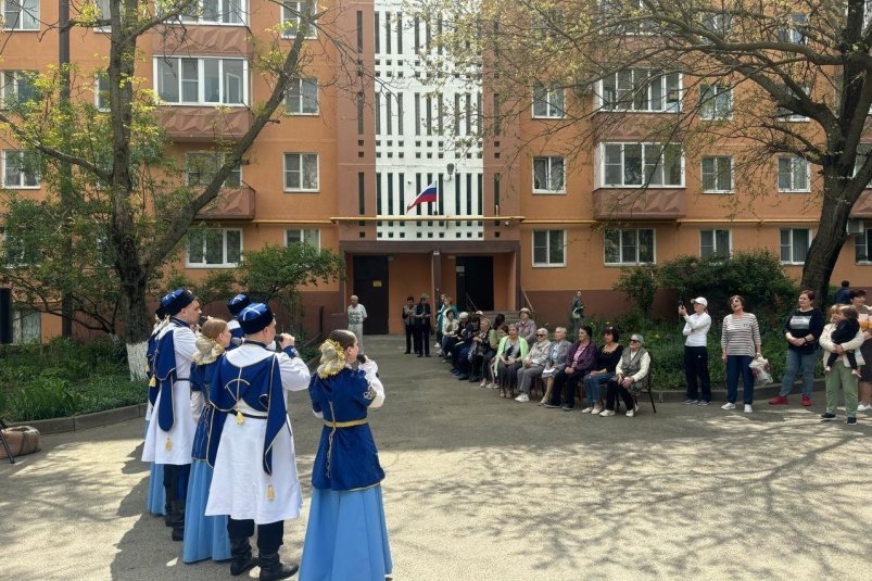 Фронтовые бригады поздравляют ветеранов в Ставрополе Администрация Ставрополя