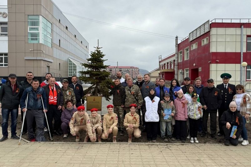 В Невельске появилась "Аллея Героев" в честь 80-летия Великой Победы пресс-служба администрации Невельского муниципального округа