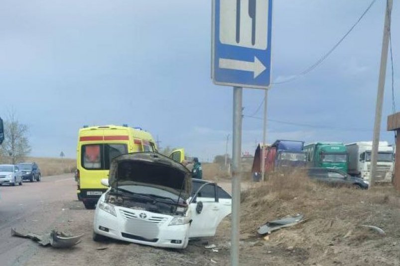 Шесть человек, в том числе 2 детей, пострадали в ДТП ГАИ Бурятии