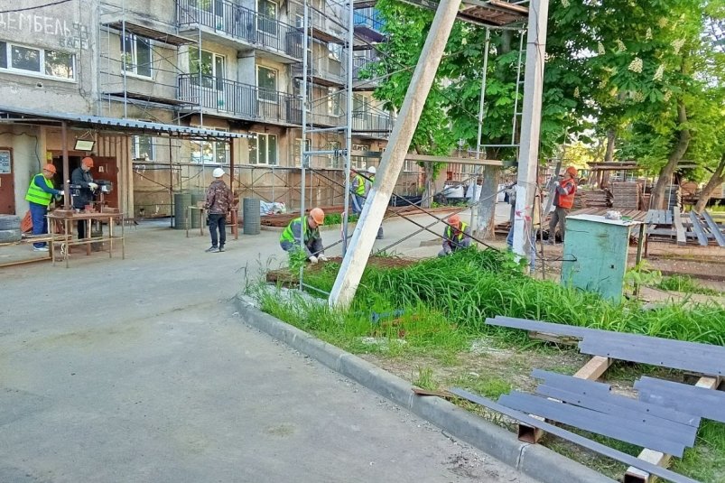 Строители Сочи восстанавливают в ДНР больше 50 объектов пресс-служба администрации Сочи