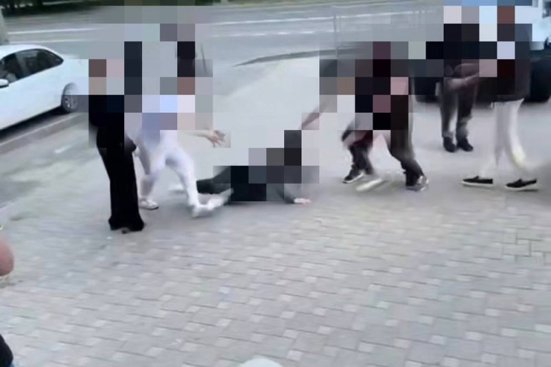 Полиция проверяет информацию о драке возле клуба в Ставрополе Полиция Ставрополья