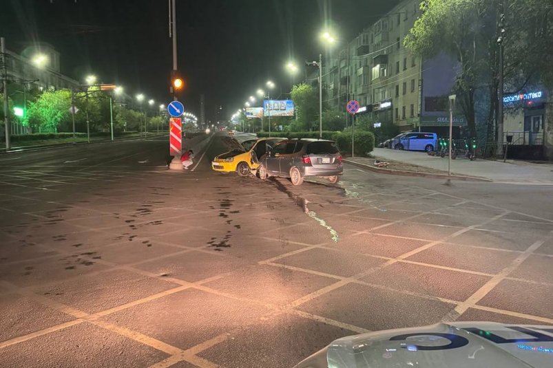 В Улан-Удэ в столкновении двух "Хонд" пострадал один водитель ГИБДД по Бурятии