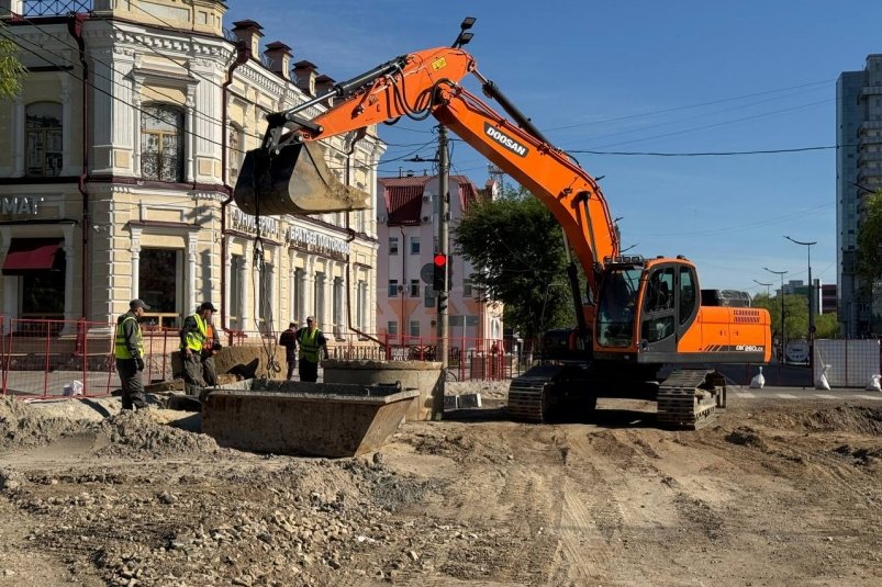 Мэр амурской столицы побывал на двух участках в центре города телеграм-канал "Имамеев LIVE" (18+)