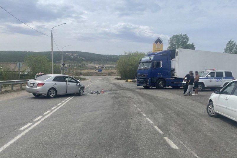 В Бурятии водитель фуры спровоцировал серьезное ДТП ГИБДД по Бурятии
