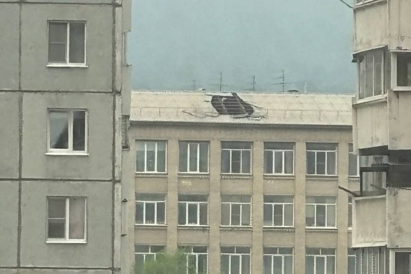 Сломанная крыша телеграм-канал (18+) пресс-секретаря комитета образования Читы Гэсэра Раднаева
