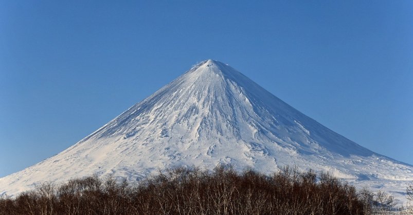 Ключевской вулкан. Архивное фото ИВиС ДВО РАН