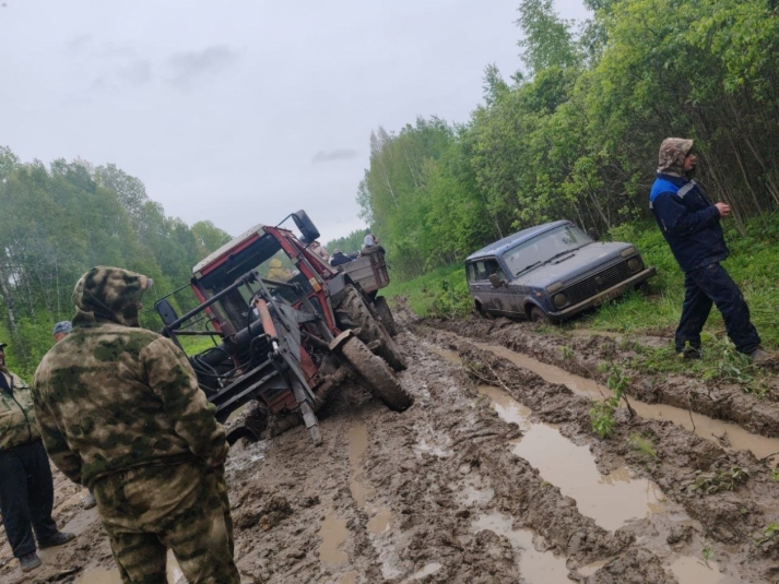 Размытый участок дороги t.me/region_omsk55