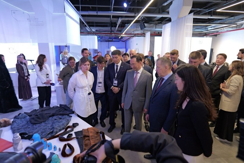 Форум креативных индустрий "Создано на Дальнем Востоке: от творчества к экономике" в Якутске пресс-служба правительства Сахалинской области