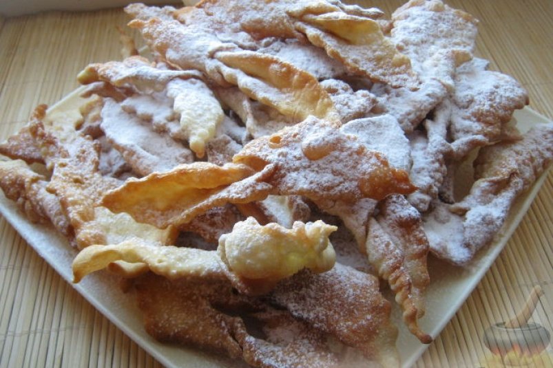 Секрет бабушкиных хрустиков раскрыт. Простой рецепт хвороста - как из деревни russianfood.com