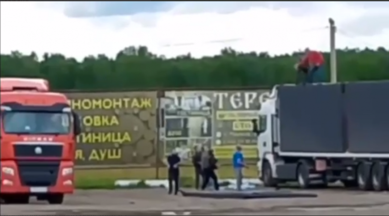 Награду могут получить мужчины, пытавшиеся остановить атаку дронов в поселке Среднем Тг-канал (18+) молния Бурятии - новости Улан-Удэ