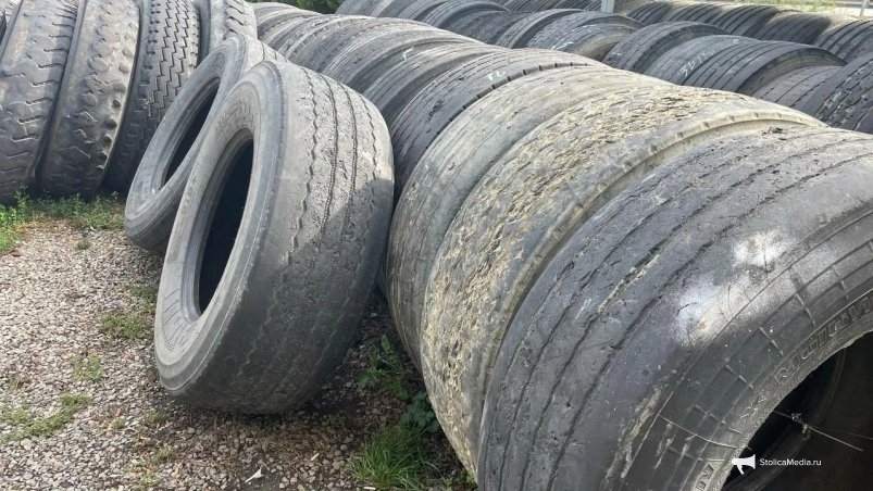 В шиномонтажке подсказали, как проверить качество покрышек авто – потянув за "волоски" ИА StolicaMedia