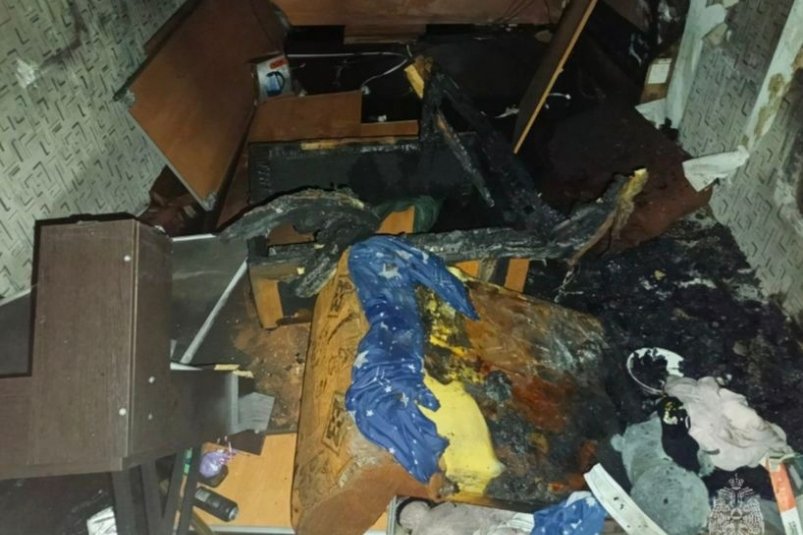 20 человек эвакуировались из горящего дома в Черемхове Пресс-служба ГУ МЧС России по Иркутской области