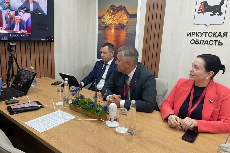 Три соглашения с сельхоз производителями подписала Иркутская область на ПМЭФ-2025 Пресс-служба правительства Иркутской области