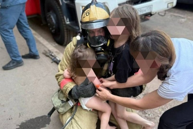 Дети отравились угарным газом на пожаре в Братске МЧС по Иркутской области