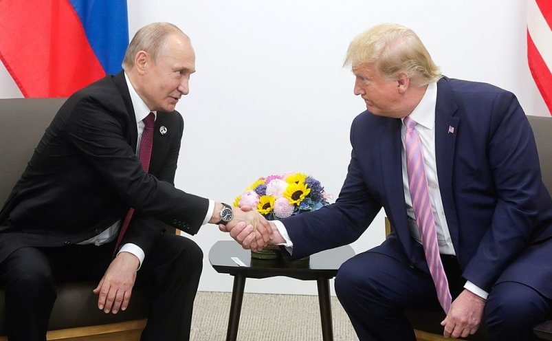Трамп согласен приехать в Стамбул, если там будет президент России commons.wikimedia.org
