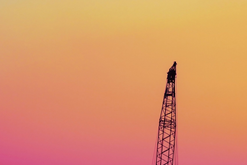 Нефтяная вышка unsplash.com