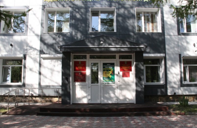 В Елизово продаётся недостроенный 32-квартирный жилой дом с аптекой администрация Елизовского муниципального района