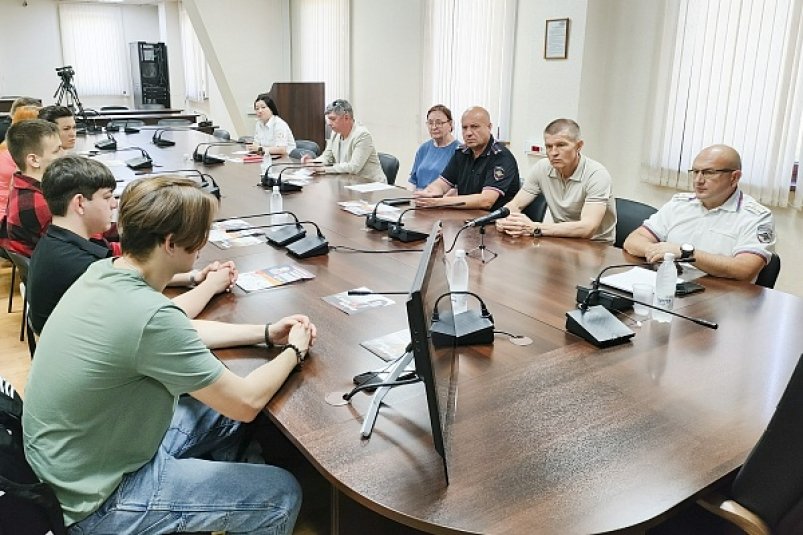 В Сочи прошел круглый стол "Вместе против мошенников" пресс-служба администрации Сочи