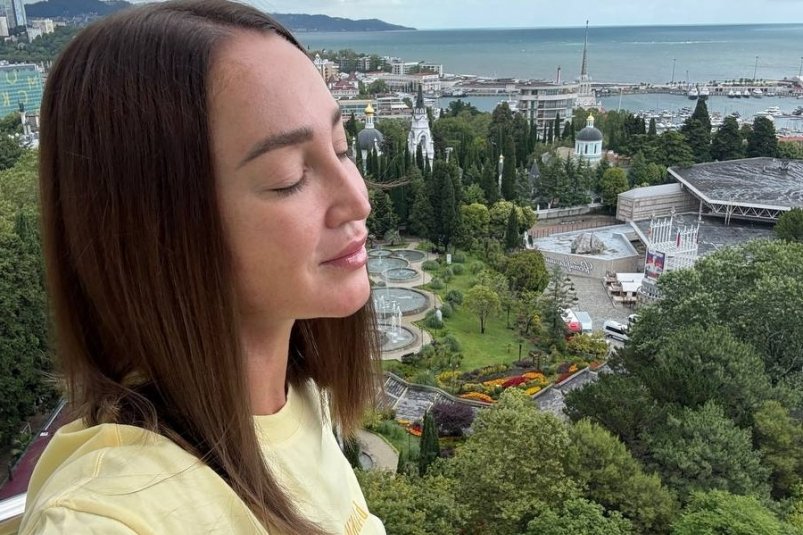 Ольга Бузова посочувствовала туристам из-за сочинской погоды t.me/byzovahouse