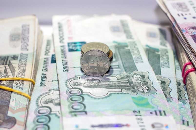 Россиянам честно признались, кто получает больше - мужчины или женщины pxhere.com