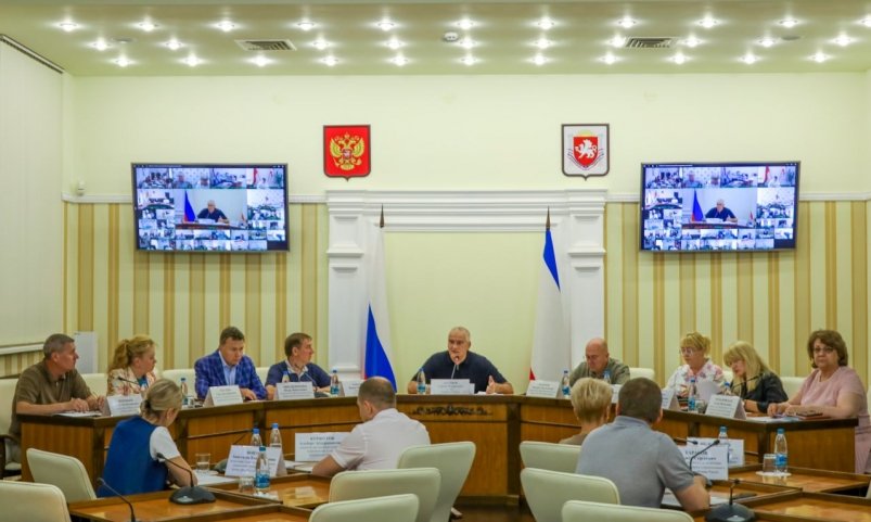Совещание в правительстве РК Соцсети председателя совмина РК Юрия Гоцанюка