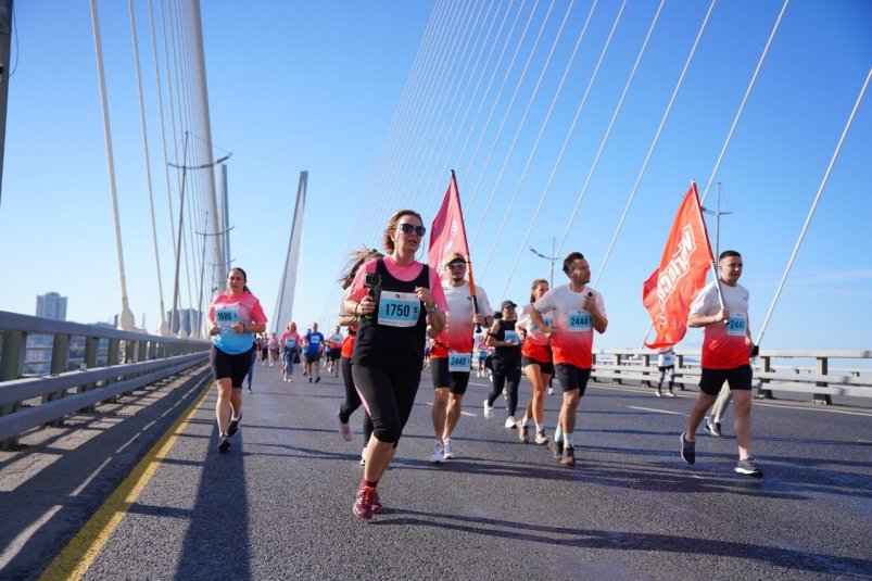 Galaxy Vladivostok Marathon пресс-служба "Беговой Спортклуб DNS"