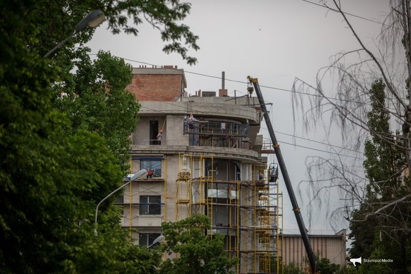 В Ставрополе строители получают почти 130 тысяч рублей в месяц ИА Stavropol.Media