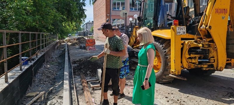 В округах депутатов думы Иркутска идут работы по благоустройству в соцучреждениях и дворах Пресс-служба думы Иркутска