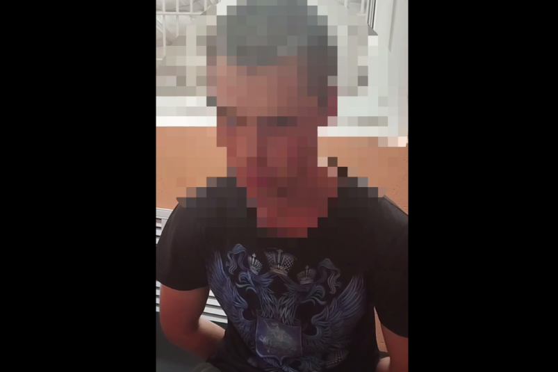 Появилось видео допроса подозреваемого в убийстве 20-летней девушки под Шелеховым ГУ МВД по Курской области