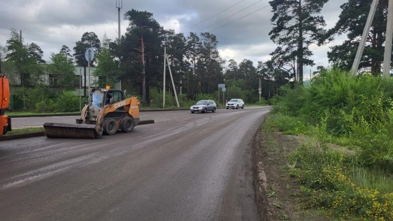 Уборка улиц от наносов тг-канал (18+) городской администрации