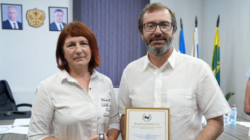 Спикер ЗС обсудил с сотрудницей Куйтунской больницы вовлечение молодежи в профессию Мария Иванова