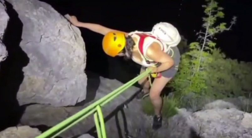 Кадр из видео Соцсети МЧС Крыма