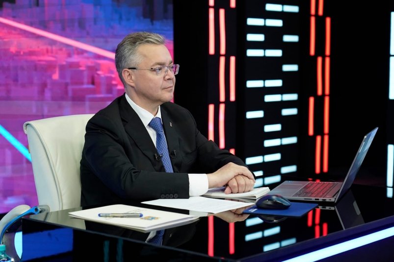Губернатор Ставрополья провёл прямую линию правительство Ставрополья