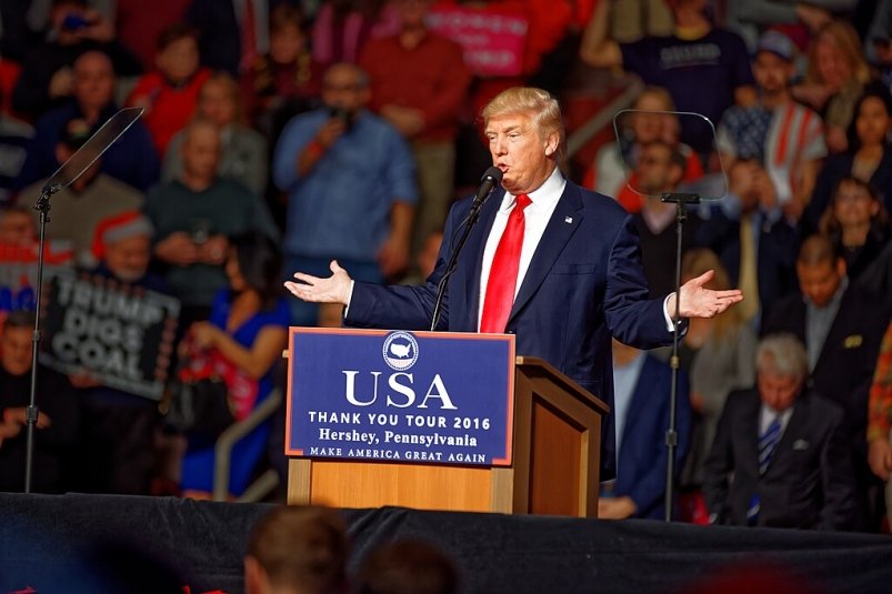 Трамп заявил, что не занимает ничью сторону в украинском конфликте commons.wikimedia.org