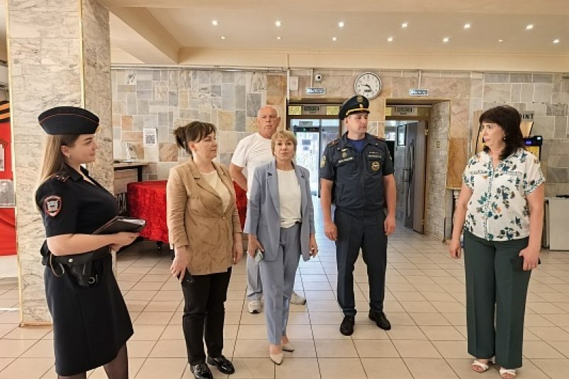 В Сочи приступили к обследованию избирательных участков пресс-служба администрации Сочи