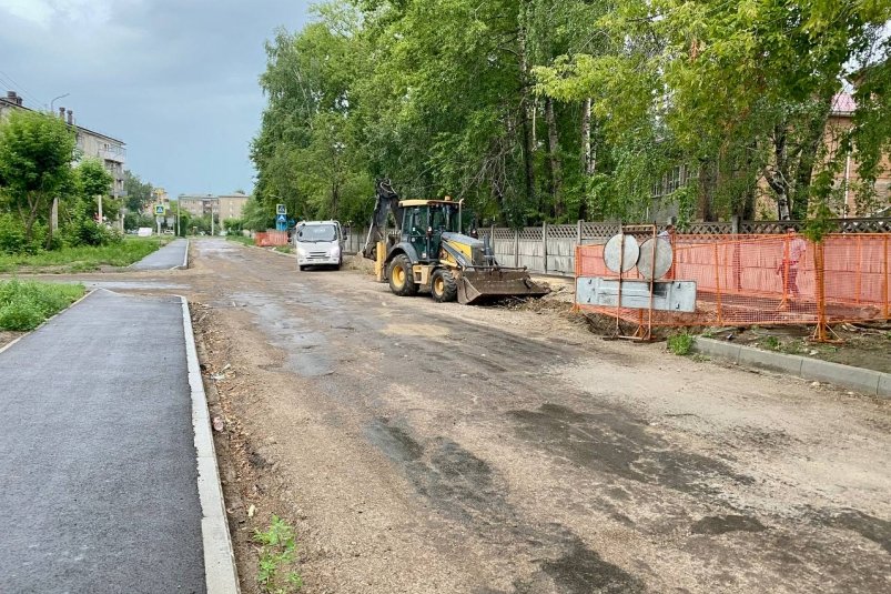Ремонт нескольких объектов проводят в 92-м и 93-м кварталах Ангарска Тг-канал (18+) мэра АГО Сергея Петрова