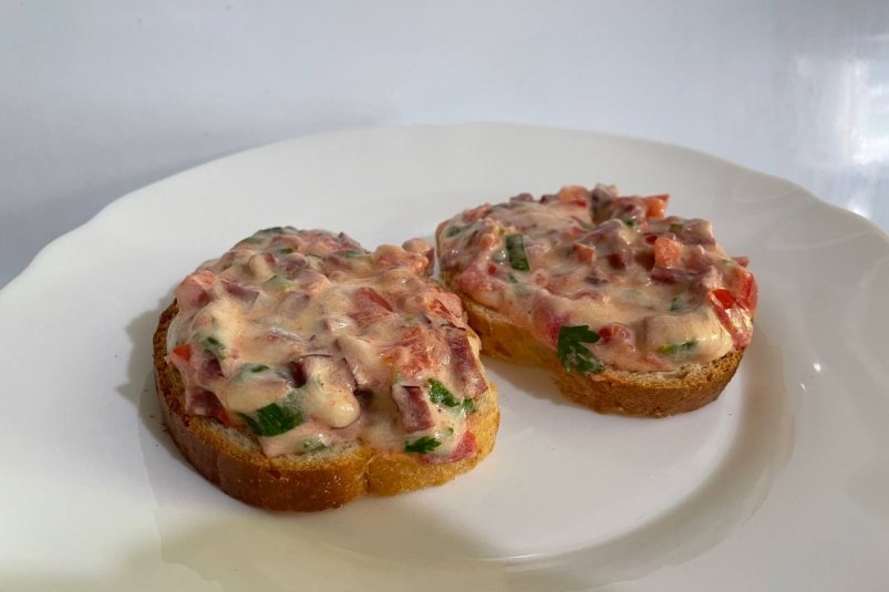 15 минут, и горячие мини-пиццы на завтрак для всей семьи готовы: вкусный заряд энергии ИА SevastopolMedia