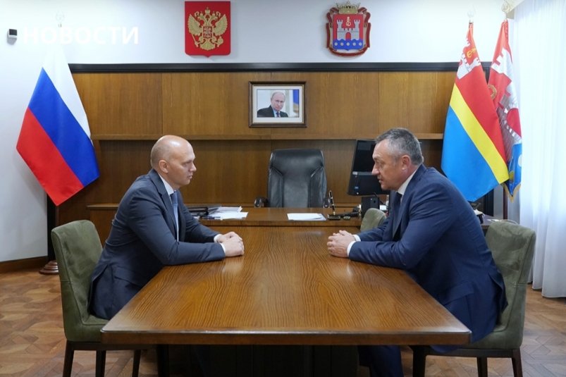 Виктор Пинский провел рабочую встречу с губернатором Калининградской области Официальный сайт депутата Госдумы Виктора Пинского